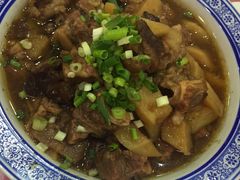 -鲁班小馆(政四街店)