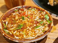 -贵厨酸汤牛肉(小十字店)