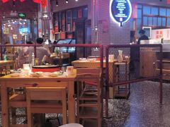 大堂-么肆烤肉·中式自助·烤肉大排档(街道口季佳PAI店)