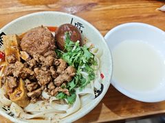 -任记七中刀削面(总店)