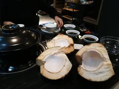 -东椰·海南椰子鸡火锅(朝阳门店)