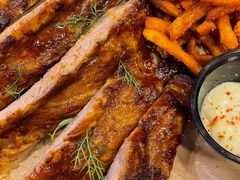 -LESCEDARS Brasserie Bistro香柏树