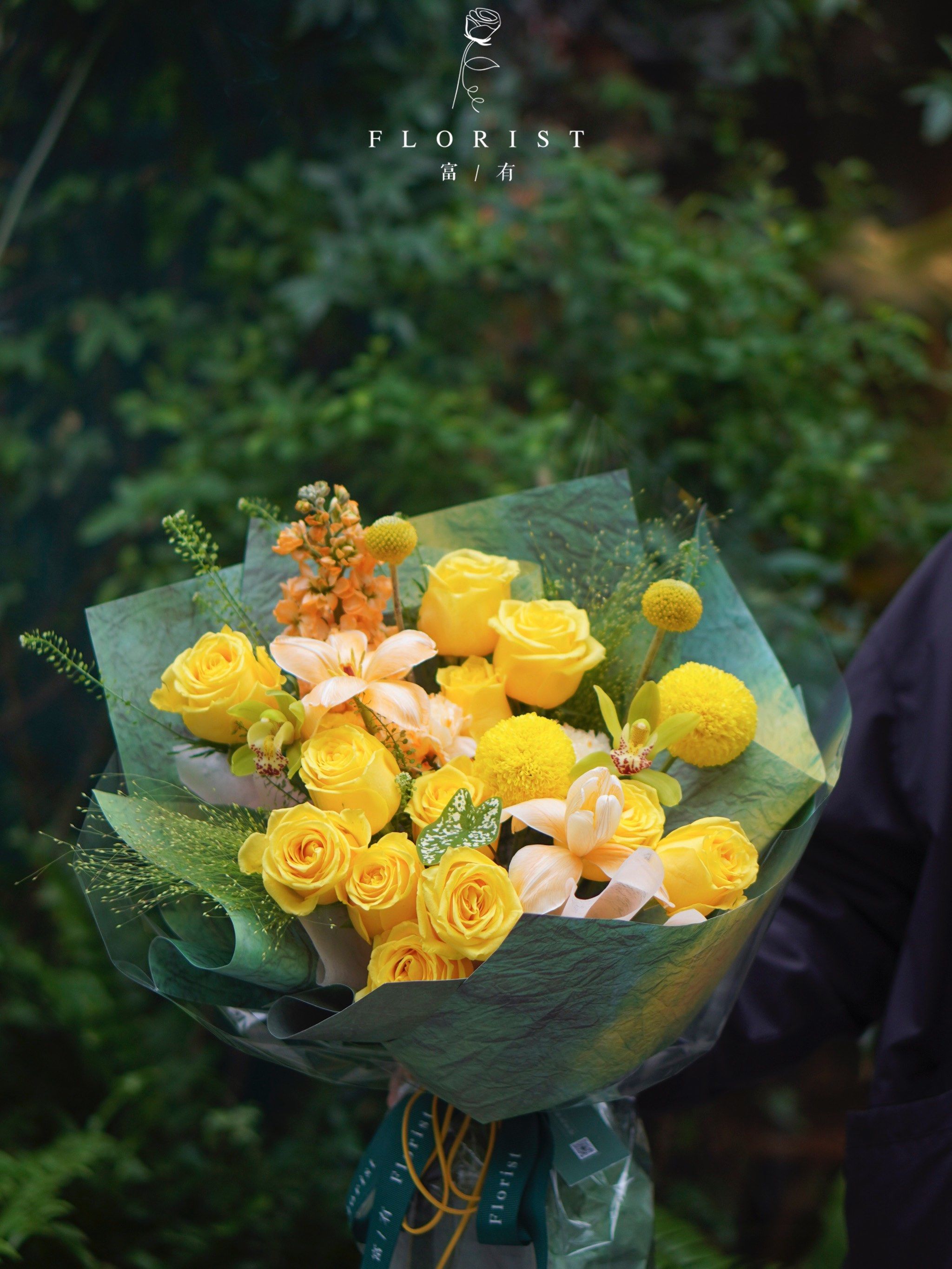 据说黄玫瑰招财