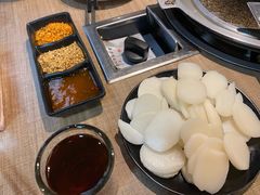 -石记东北风味烤肉店(子固路店)