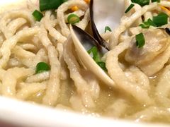 鸡汤手工鱼面-龙桥私厨·姜花菊花过桥鱼·顺德菜(容桂店)