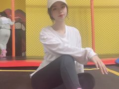 -爱蹦iBOON蹦床运动馆(江汉店)
