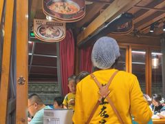 -隔壁老王·家常云南菜(花巷店)