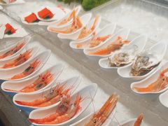 -雍容荟帝王蟹活龙虾展台自助(IFS黑金店)