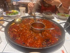 -旧街市鲜货老火锅(大光路店)