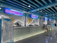 -乔波室内滑雪场