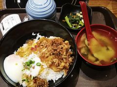 温泉蛋牛肉丼-食其家·牛丼咖喱(蚂蚁金服店)