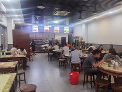 环境-香辉食馆(新兴路店)
