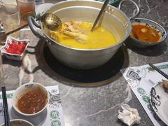 -禄婶鸡煲·打边炉
