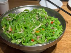 -聚鑫朋酸菜肥肠(文艺路口店)