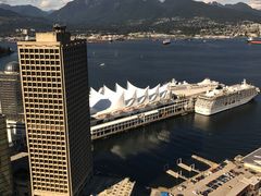 -Top Of Vancouver Revolving Restaurant