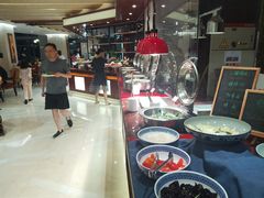 -君来湖滨饭店·玫瑰园