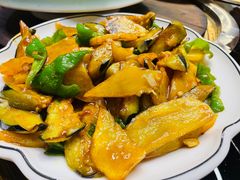 -东北哈尔滨酱骨头馆房掌柜铁锅炖