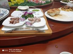 -郑庄脂渣海鲜楼(九水路店)