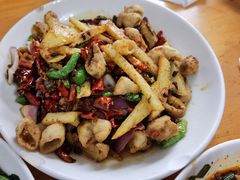 -茅屋大酒店