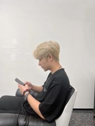 -AYO SALON