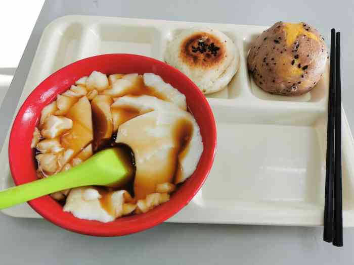 上海电机学院第三食堂(临港校区)-"给老师吃的食堂学生由于太远很少有