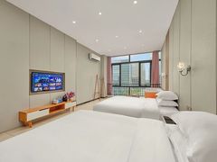 -天悦·国际Apartment(广州南站店)