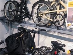 -迪卡侬(西三旗店)