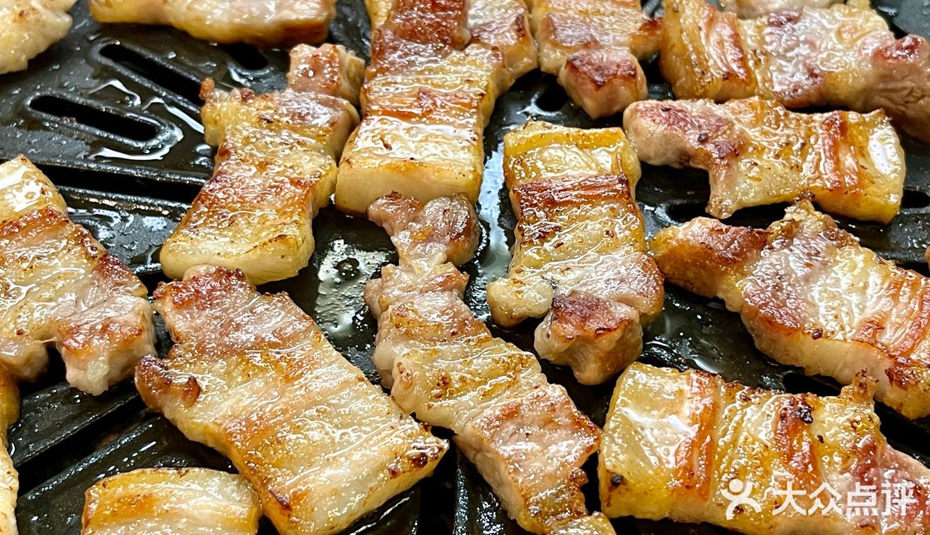 在威海烤肉界可以说是相当炸裂的存在。。。