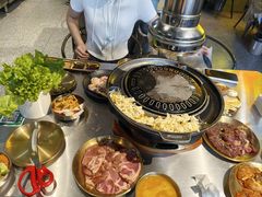 -胡悦里韩式烤肉(芝罘万达广场店)