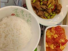 -老乡鸡(武汉中南梅苑小区地铁站店)