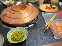 -菌自由丨野生菌火锅特色庭院餐厅(丽江古城店)