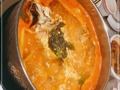 -野山舂·贵州现舂酸汤牛肉(民生路店)