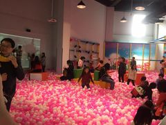 -蒙特利亲子乐园