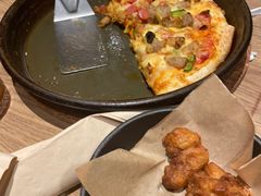 -必胜客(新中纬店)