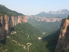 环境优美、地理位置惊险、值得一去的地方。-郭亮村