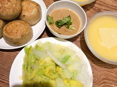 -清真吴记门钉肉饼·喜多利