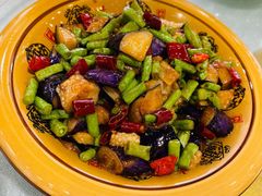 茄子烧豆角-大师傅金奖啤酒鱼(西街口总店)