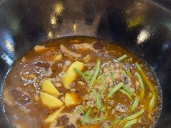 -哈尔滨烧烤·山河村铁锅炖(交大店)