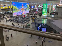 -麦当劳(上海虹桥站30B检票口楼上)
