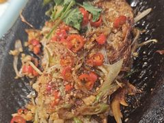 铁板鲫鱼-禧香逢烧烤金牌鸡手王(繁荣路店)