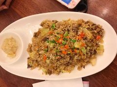 -玛格萝妮比萨屋(四平店)