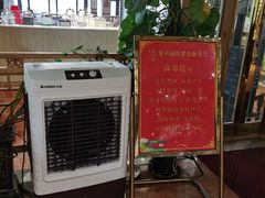 -百荷园蔬食自助餐厅(德辉广场店)