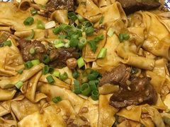 -壹阁胡羊焖饼(特色小吃街店)