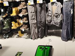 -迪卡侬(环球港店)