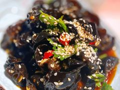 糊辣核桃拌木耳-胡桃里音乐酒馆(罗湖HALO广场店)