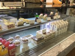 面包甜点陈列柜-HAVE A ROOM·有间质果(总店)