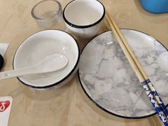 餐具摆设-北方饺子王·海肠捞饭·海鲜锅(山大店)