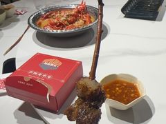 -琥珀老六龙虾(四里河店)