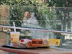 -麦当劳(乳山路店)