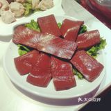 可是当天去还是人很多，不一会儿就开始排队了